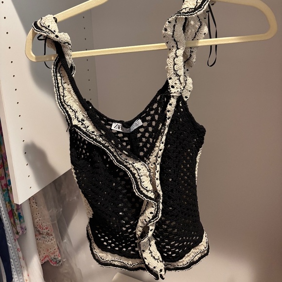 Zara Tops - Zara crochet tank top